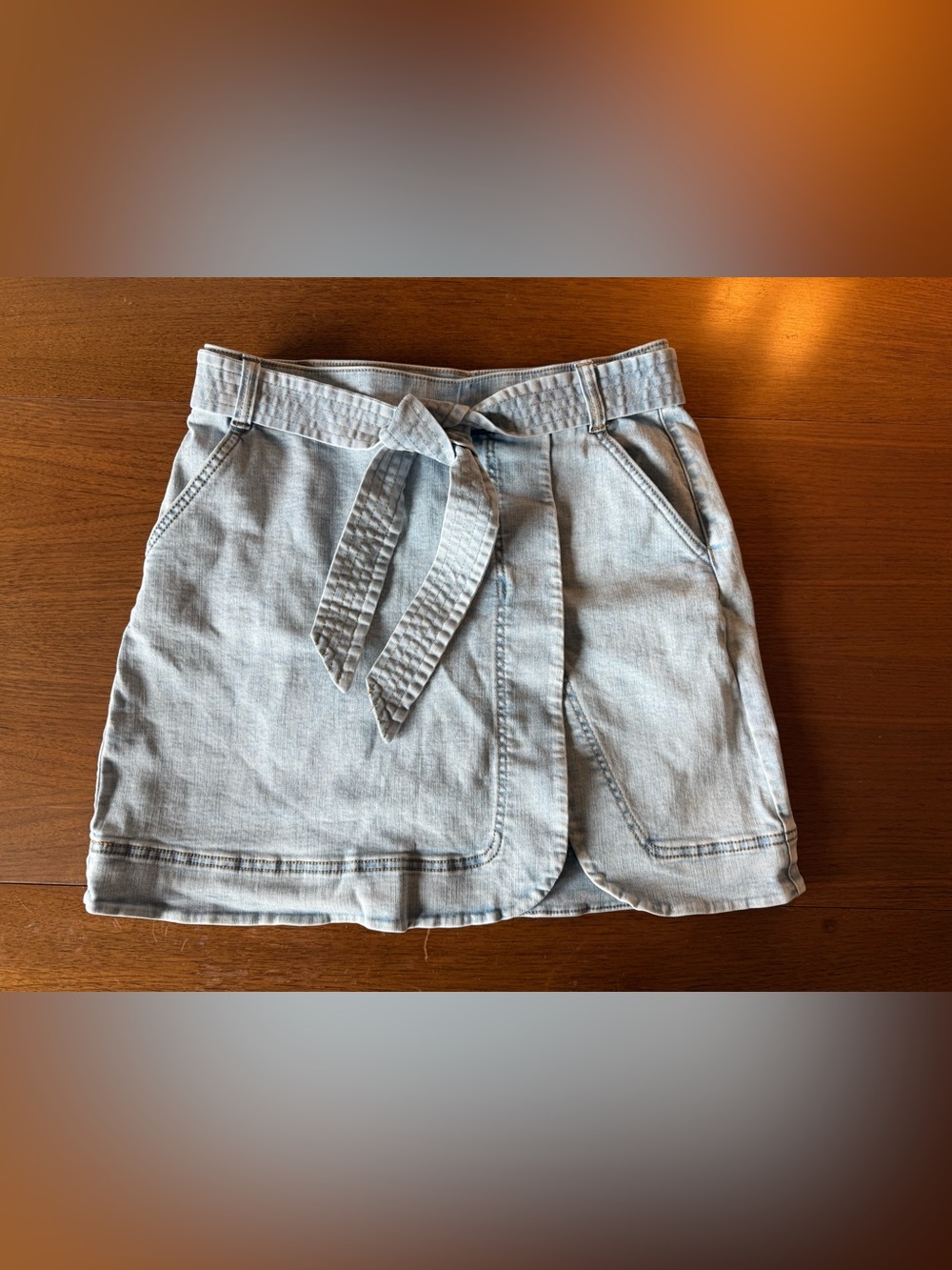 Isaac Mizrahi Light Blue Denim Tie-Waist Skort